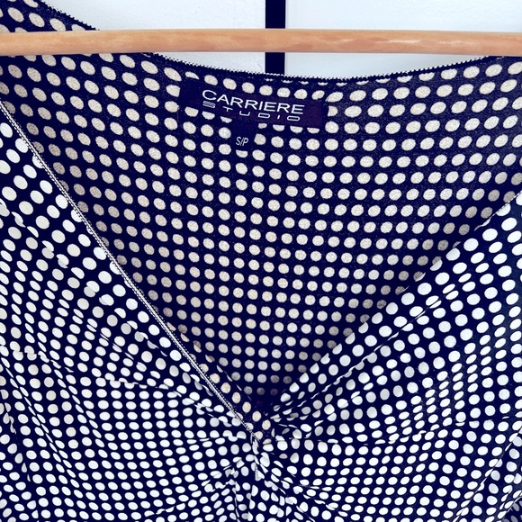 🎉 PM Editor Pick 🎉 Low cut polka dot dress with 3/4 bell sleeves, a- line - Picture 2 of 4